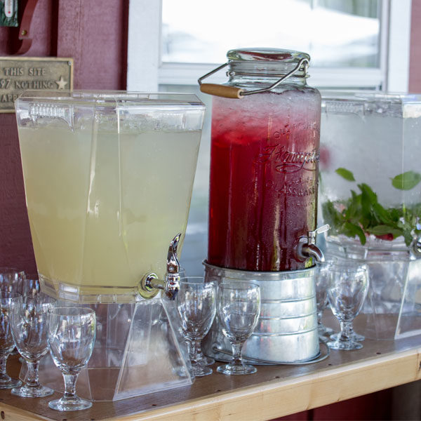 Mason Jar Glass Drink Dispenser  Mason jar drinks, Mason jar drink  dispenser, Bar drinks